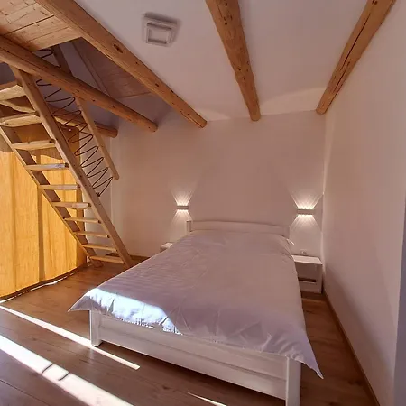 Complex Turistic Padurea Mare Holiday home Baltatesti